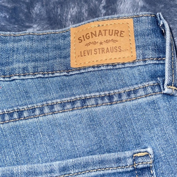 Size 14 never worn Levi’s - Picture 4 of 4